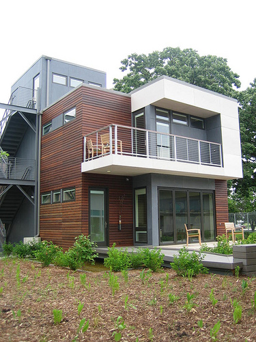 smart-home-1 A prefab modular home. Flickr photo from Heather Lucille. CC.