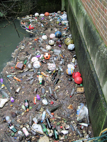 water pollution jim linwood Flickr CC photo from Jim Linwood.